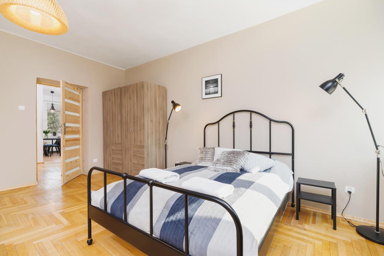 Cracow Chopina By Renters