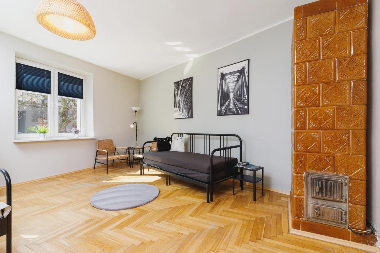 Cracow Chopina By Renters *